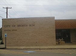Broken Bow, OK, City Hall IMG 8548